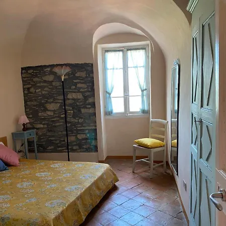 Il Maniero * Valloria Marittima